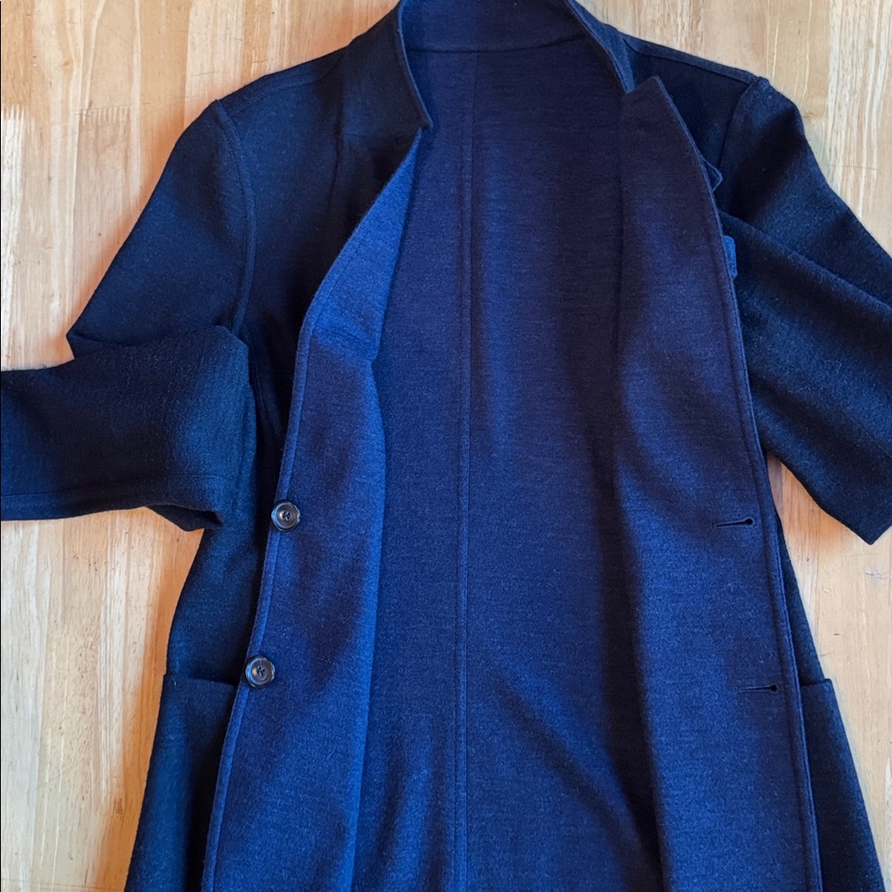 Akris Black Label 92% cashmere reversible sweater jacket